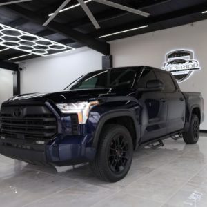 Toyota Tundra CREW CAB PICKUP 4-DR