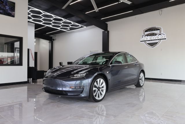 Tesla Model 3 Sedan