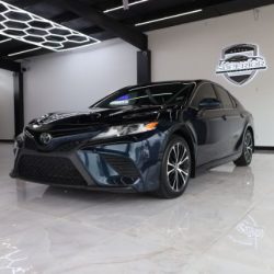 Toyota Camry Sedan