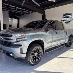 Chevrolet Silverado 1500 Crew Cab